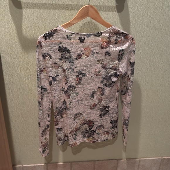 EDC Floral Long Sleeve Women's Top. The top is see through - Picture 7 of 9